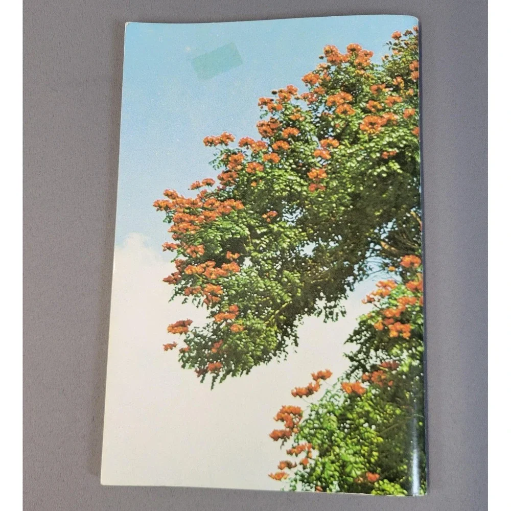 Tropical Trees of Hawaii Dorothy & Bob Hargreaves Paperback 130+ Color Photos